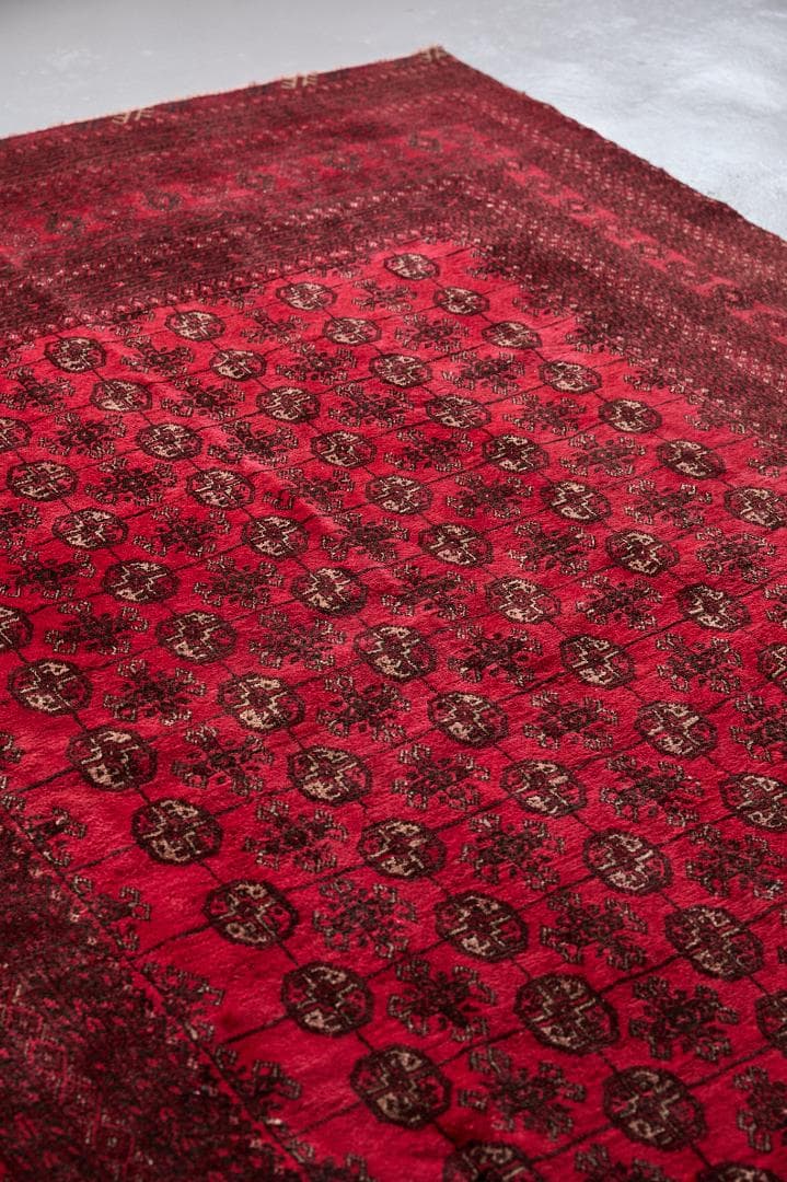 大型ヴィンテージラグ　トライバルラグ　トルクメン族（287×200cm）赤　黒