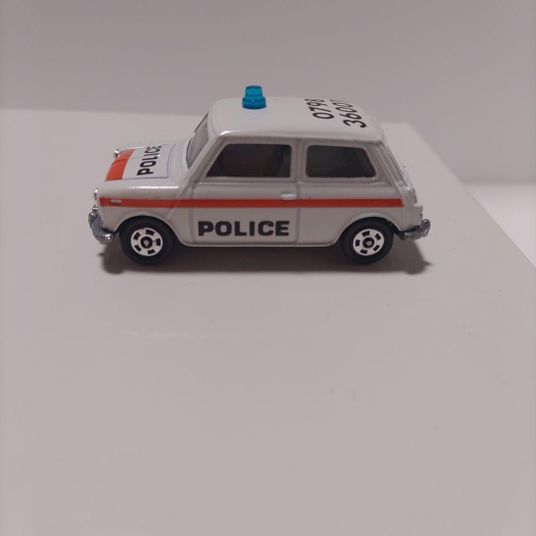 トミカＦ8-2-46 BLMC ミニクーパー S 警察仕様 1/50