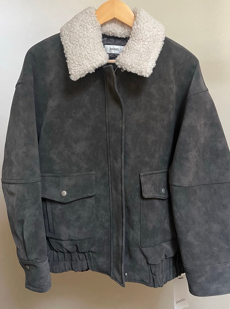 新品タグ付き　スナイデル マルチファブリックボアカラーブルゾン　GRY 1