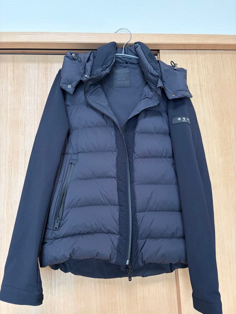 タトラスダウンジャケット　サイズ03