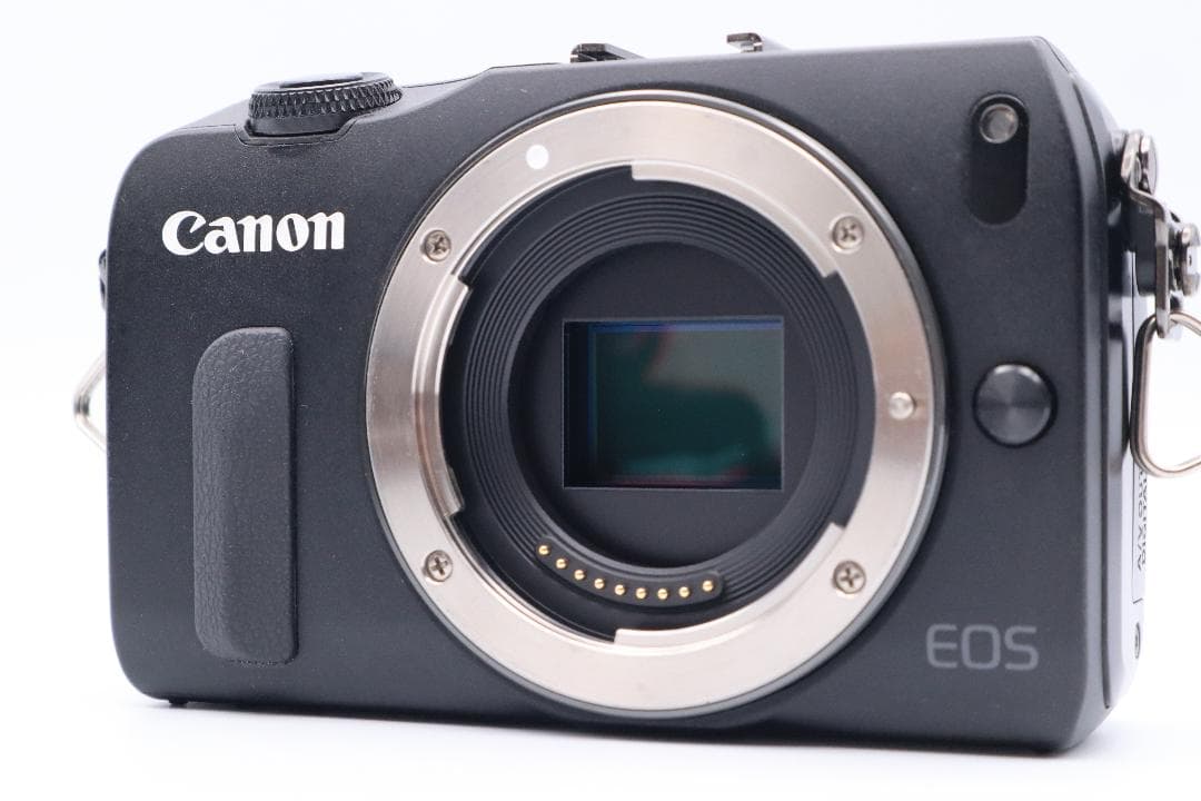 Canon EOS M ＋ 18-55mm ＋ 22mm ＋ Flashなど