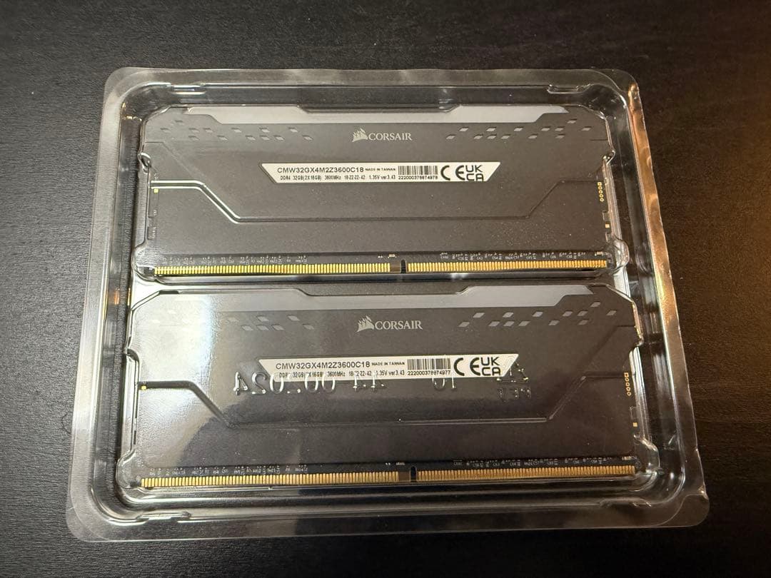 メモリー CORSAIR VENGEANCE 32GB DDR4 3600MHz