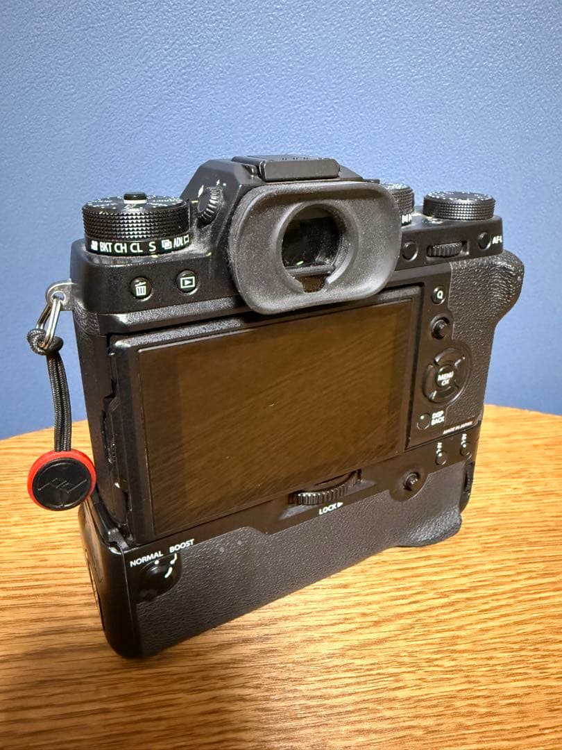 【極上美品元箱付】FUJIFILM X-T2 ＋ 純正バッテリーグリップ セット