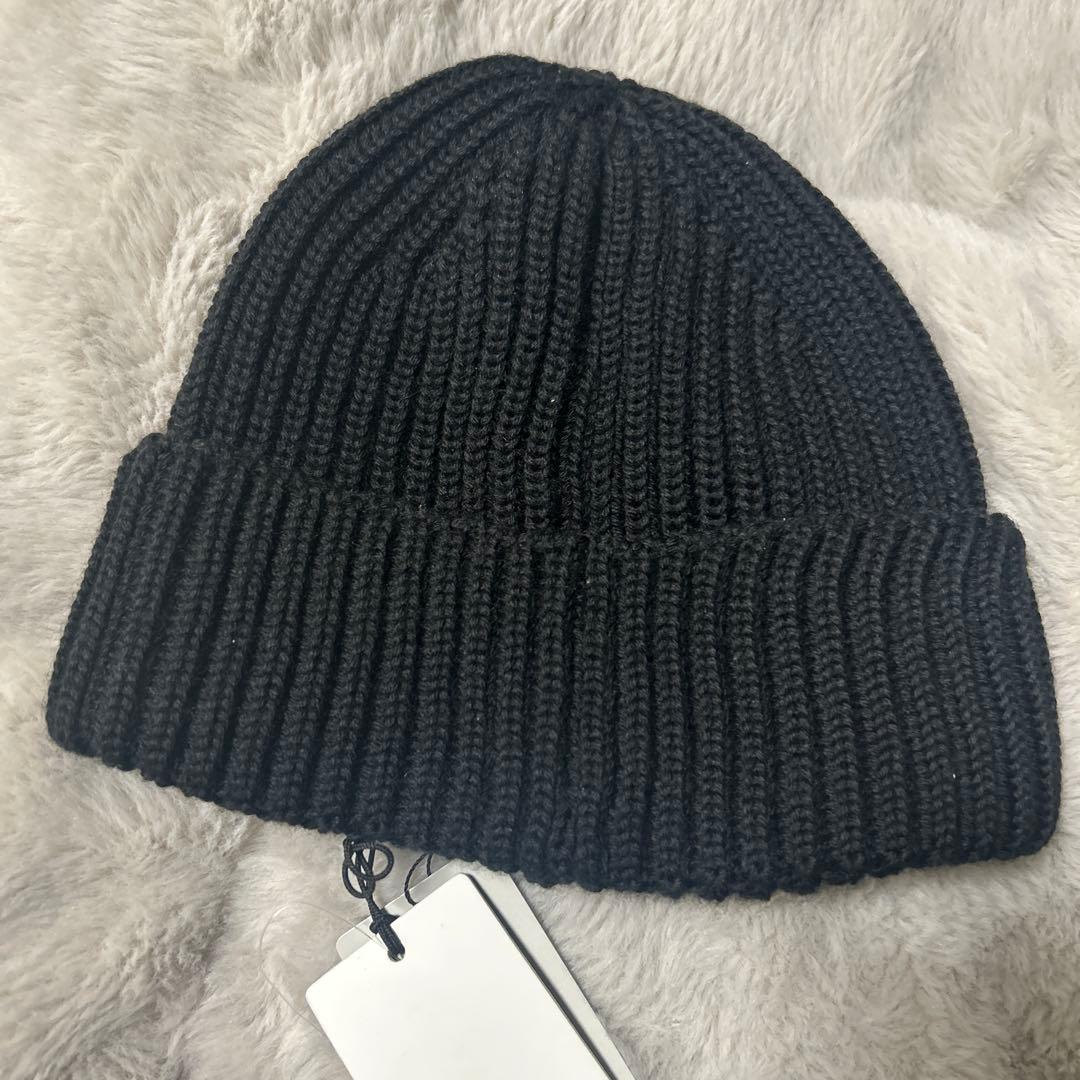 C.P. COMPANY ブラックニット帽 UNI