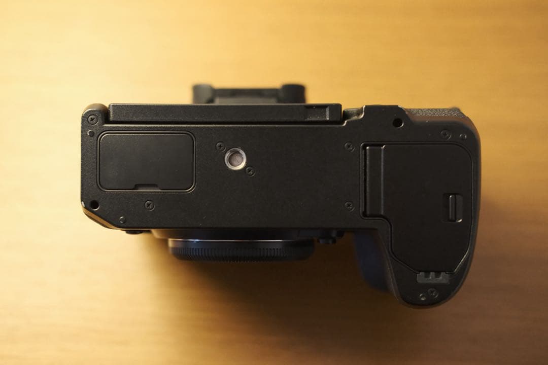 FUJIFILM X-H2S ボディ 美品　動作良好 シャッター8817枚