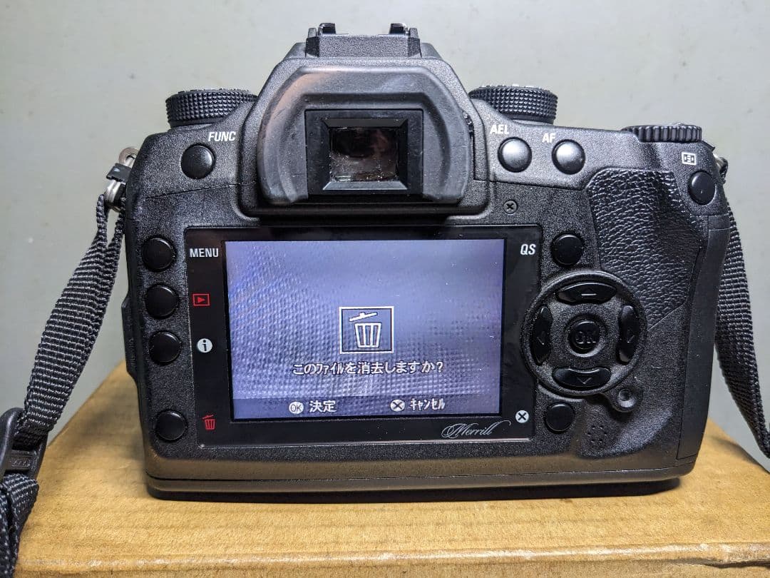 【ジャンク】SIGMA SD1 Merrill 本体+バッテリー +充電器