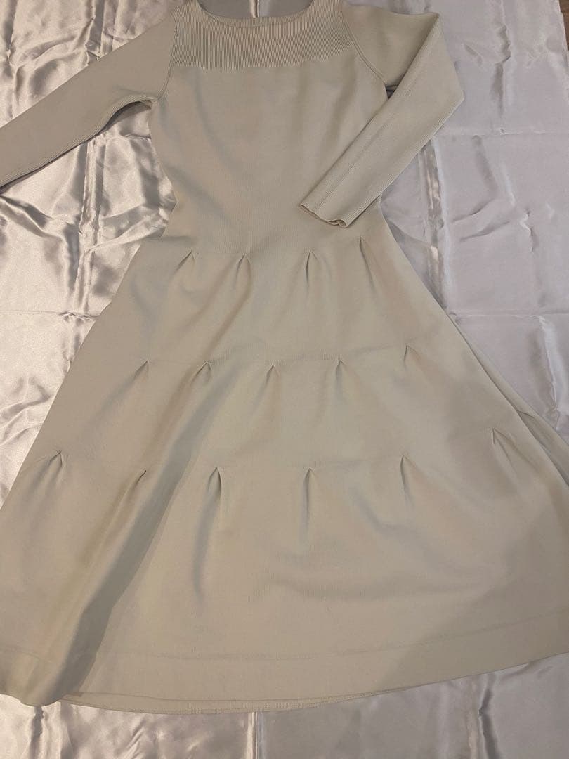 CELFORD アイボリー 長袖ひざ丈ワンピース36