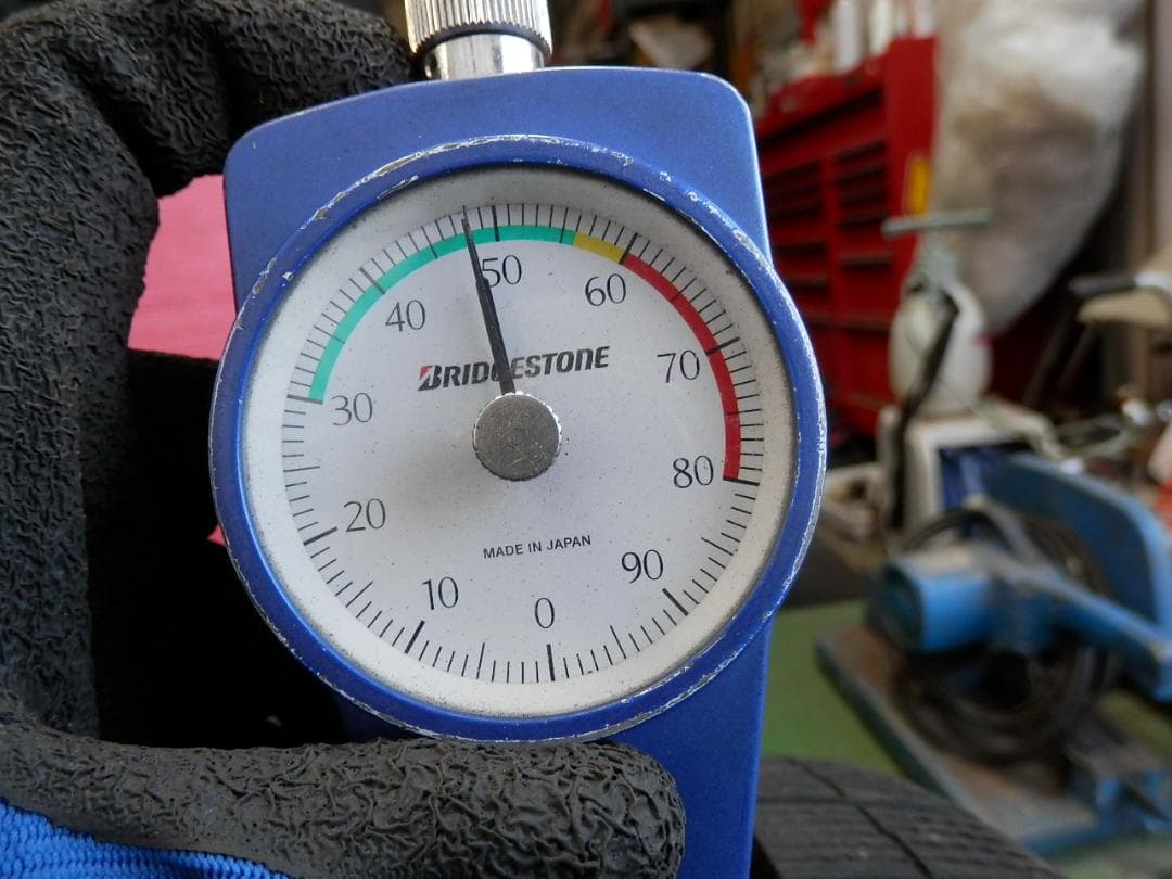 80ノアヴォクシーにダンロップ製WM03 205/60R16スタッドレスセット