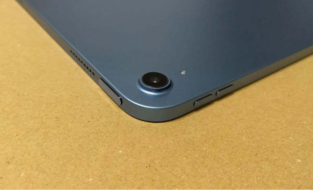 Apple iPad 第10世代 WiFi 64GB　バッテリー 100%