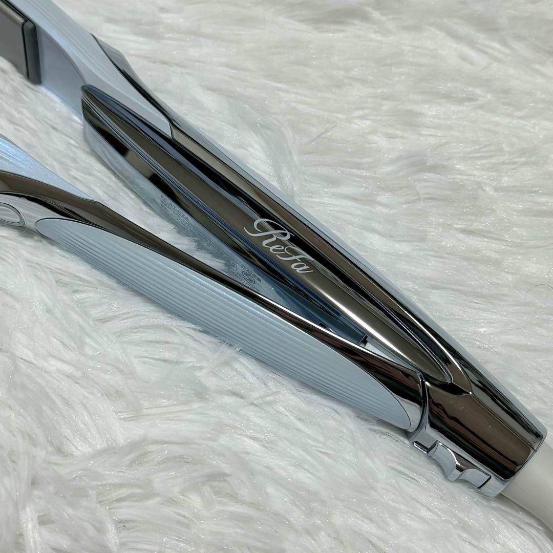 【新品同様】 リファ ストレートアイロン プロ RE-AT ホワイト 水色
