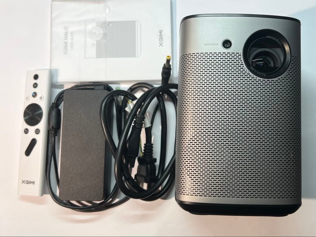 【中古美品】XGIMI Halo プロジェクター本体リモコン付き
