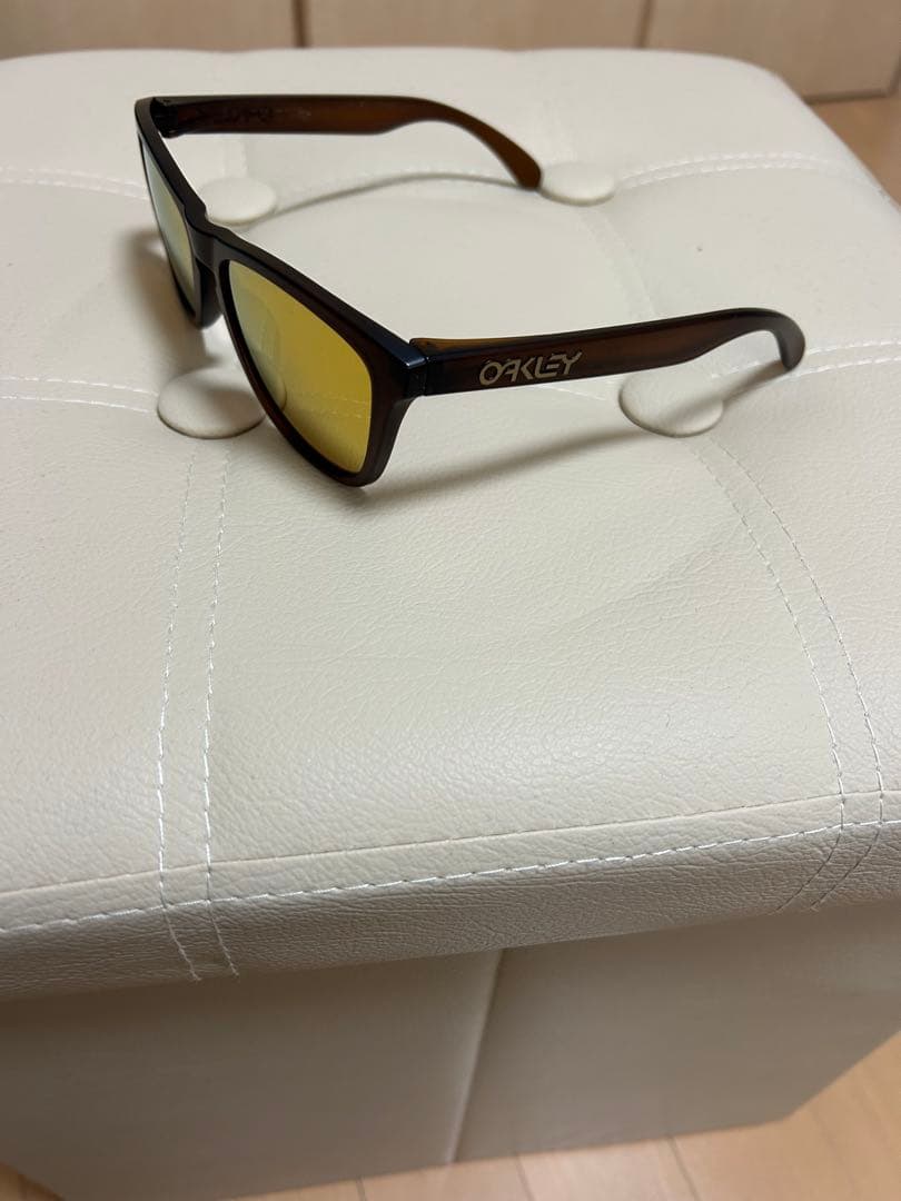 ね*り様 【美品】オークリー　フロッグスキン