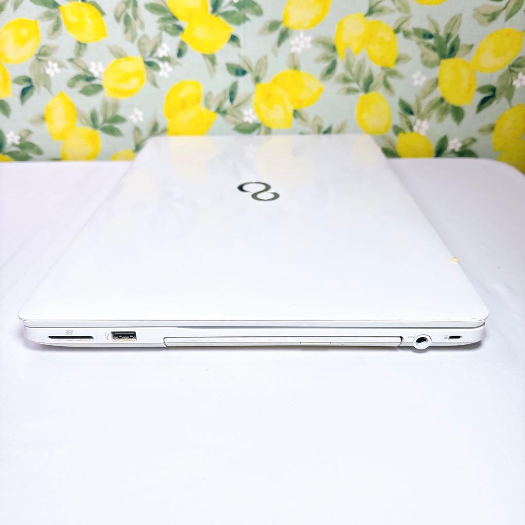 必見❤️大人気ホワイトノートパソコン❤️Windows11❤️事務作業やネットなど❤️