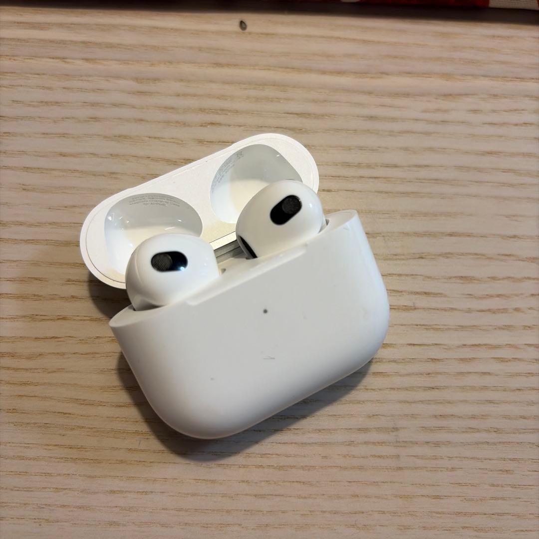 Apple AirPods 第3世代　magsafe 無線給電モデル　正規品