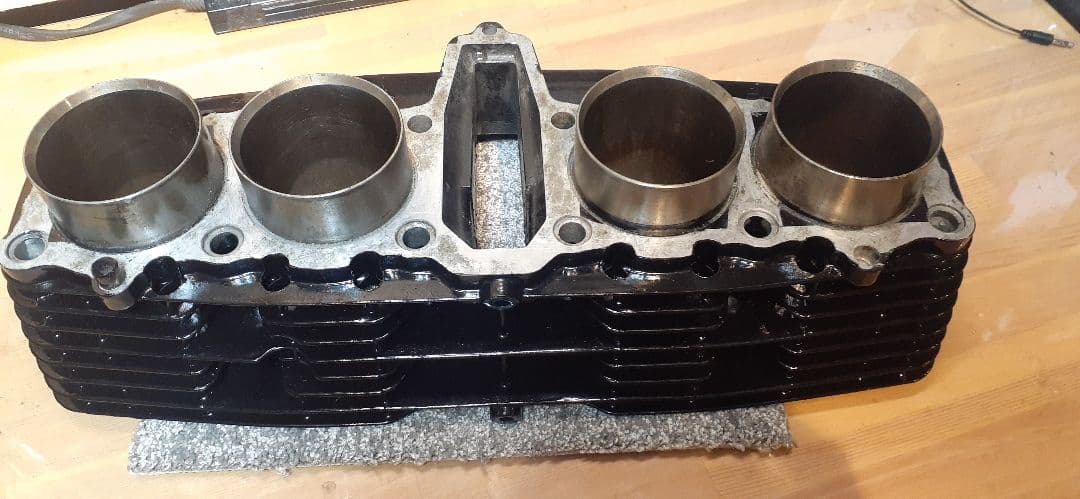CB750F　CB750FBB　シリンダー再塗装品