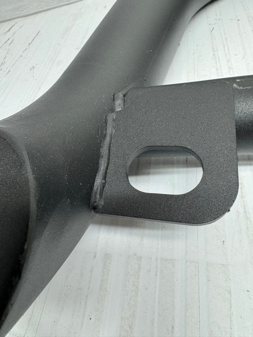 200系ハイエース バンパーガード マットブラック スチール製