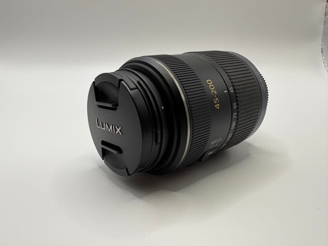 LUMIX 45-200mm レンズ MEGA O.I.S.