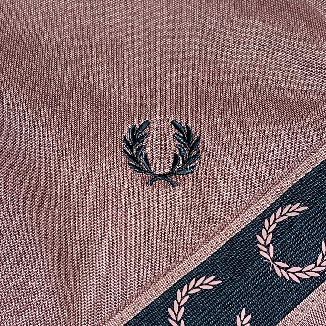 極美品 L】フレッドペリー刺繍トラックジャケットFred古着ジャージトップえんじ