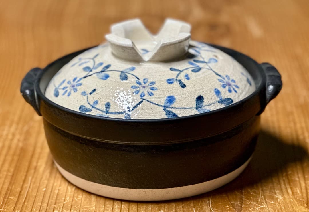 再値下　新品　萬古焼　７号土鍋土鍋　セラミック加工　染付唐草　IH直火OK