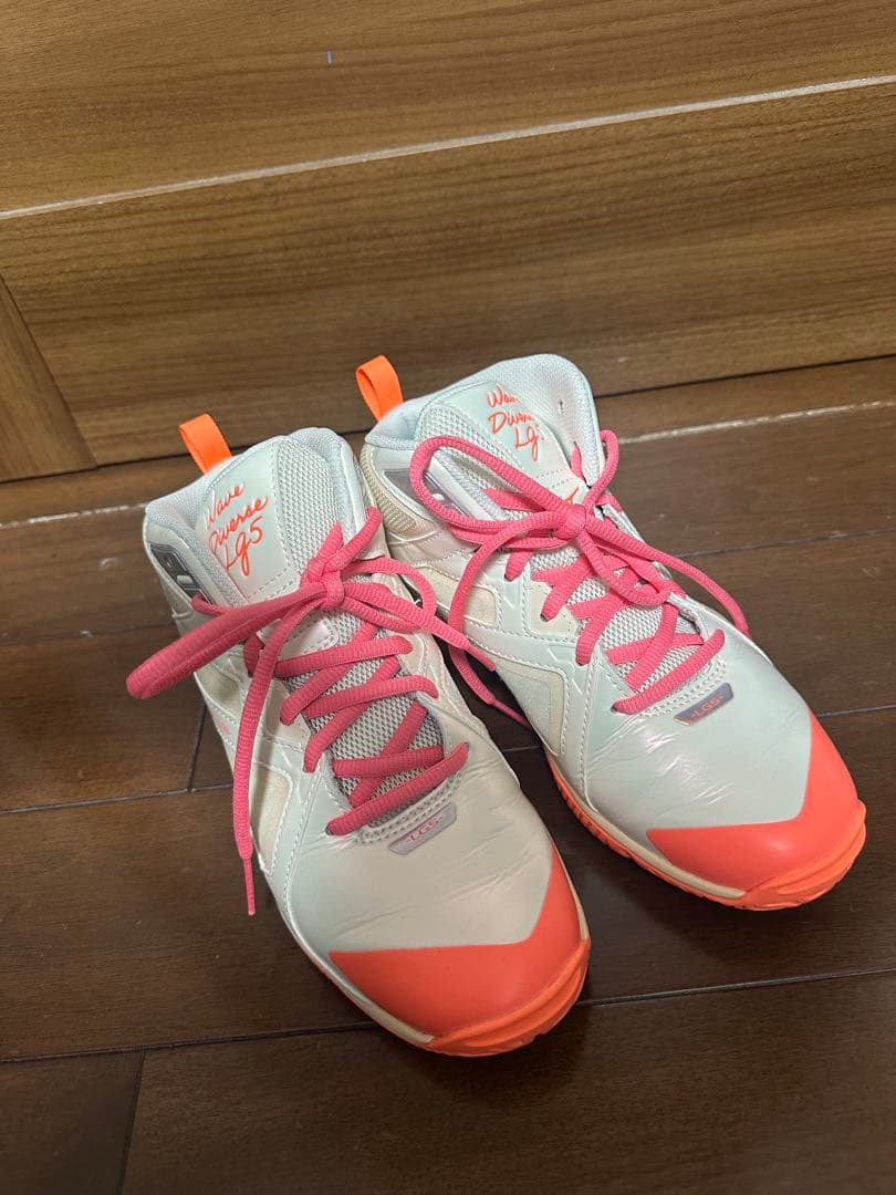 ミズノ　ウェーブダイバーズ　フィットネス　シューズ　23.5センチ