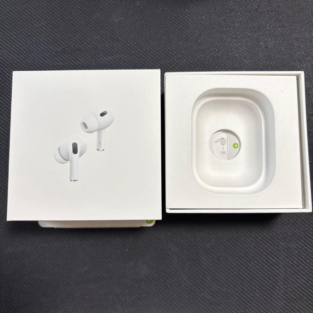 AirPods Pro 第2世代　充電ケース付き　右耳のみ