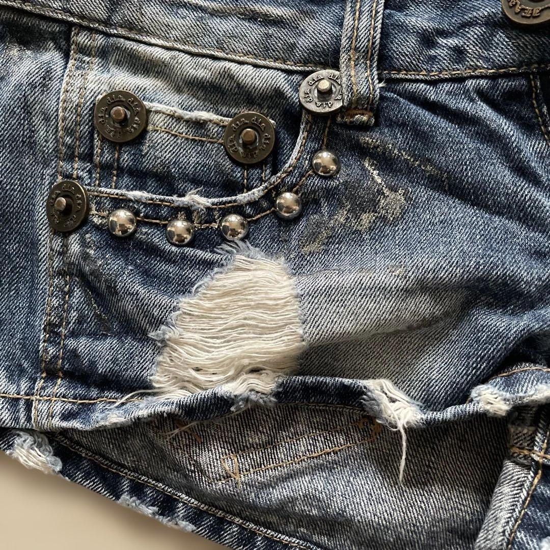 使用感ありd.i.a.ショートパンツ