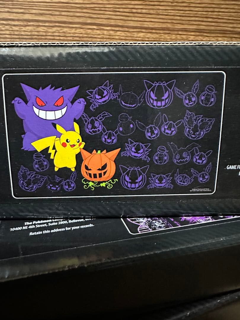 海外限定 プレイマット ゲンガー ピカチュウ ハロウィン