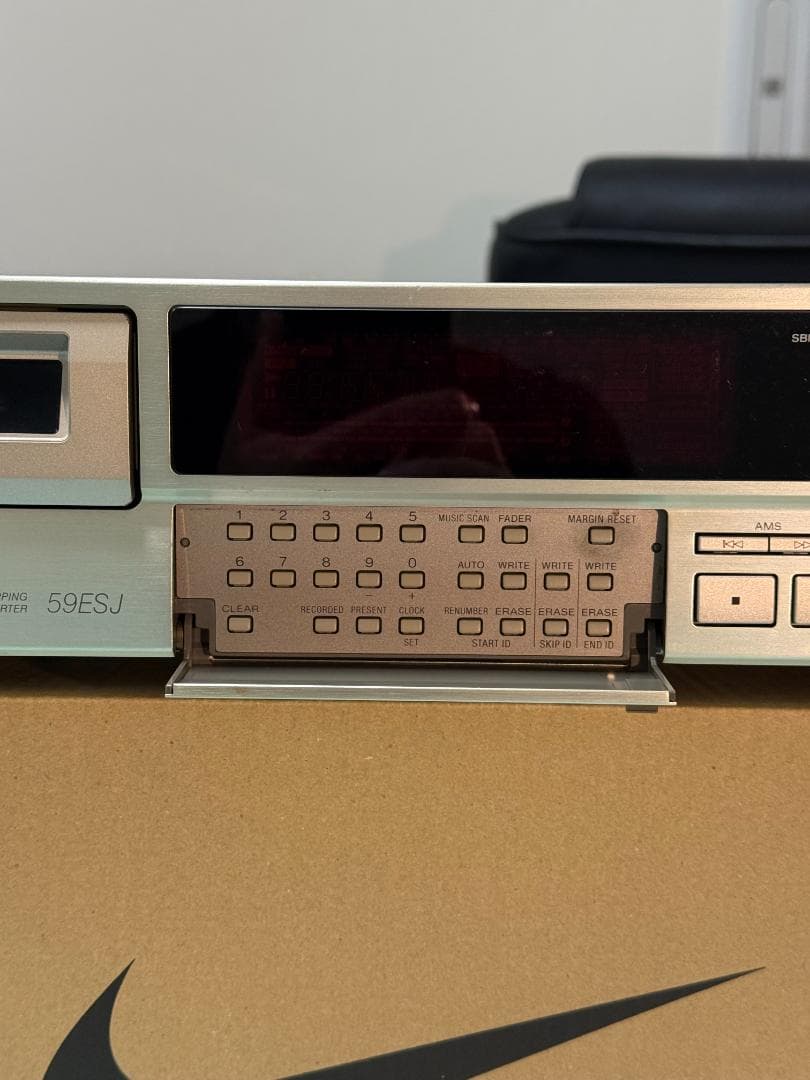 DTC-59ESJ SONY ソニー DATデッキ 現状品 送料無料