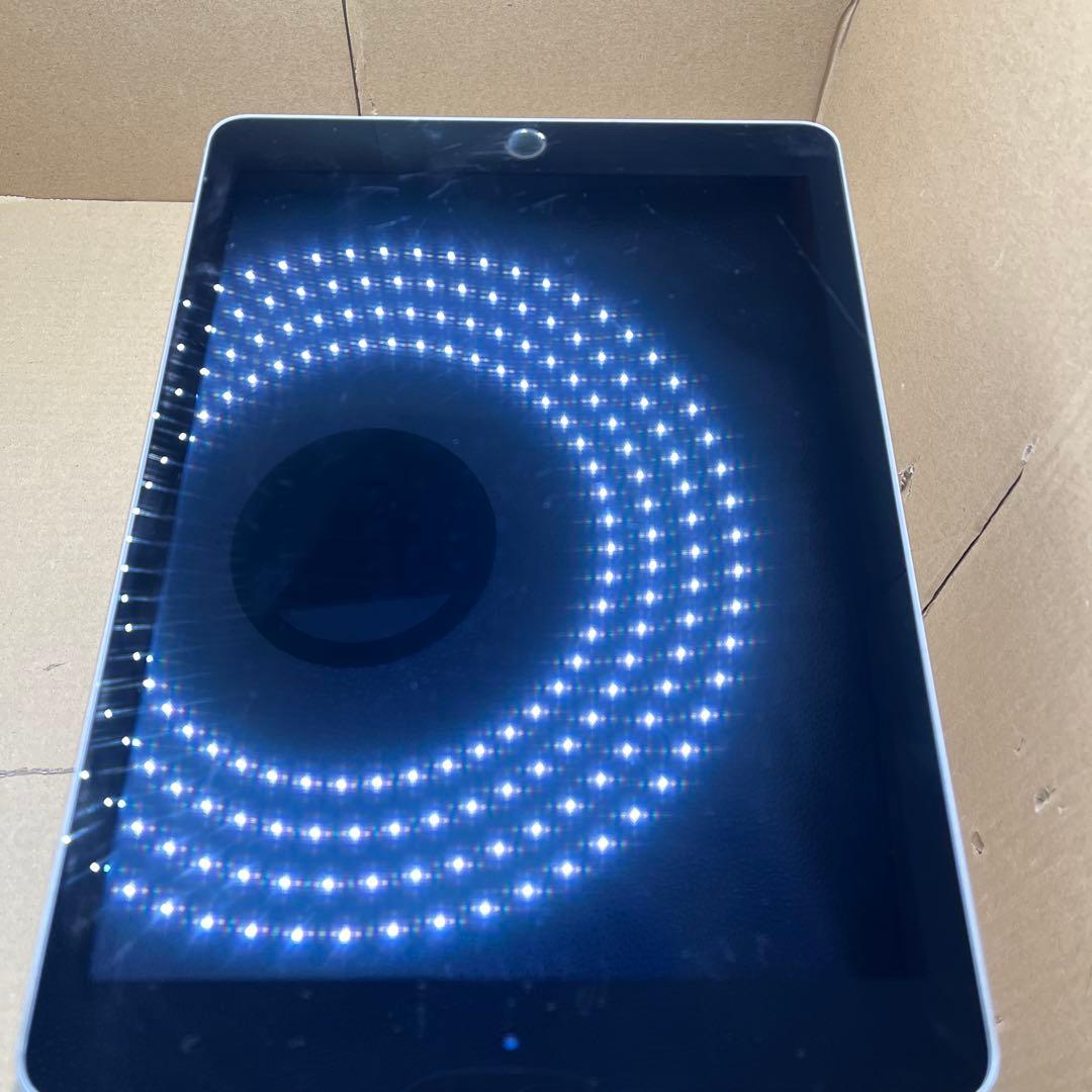 訳ありiPad Air 2 Wi-Fi + Cellular 32GB シルバー