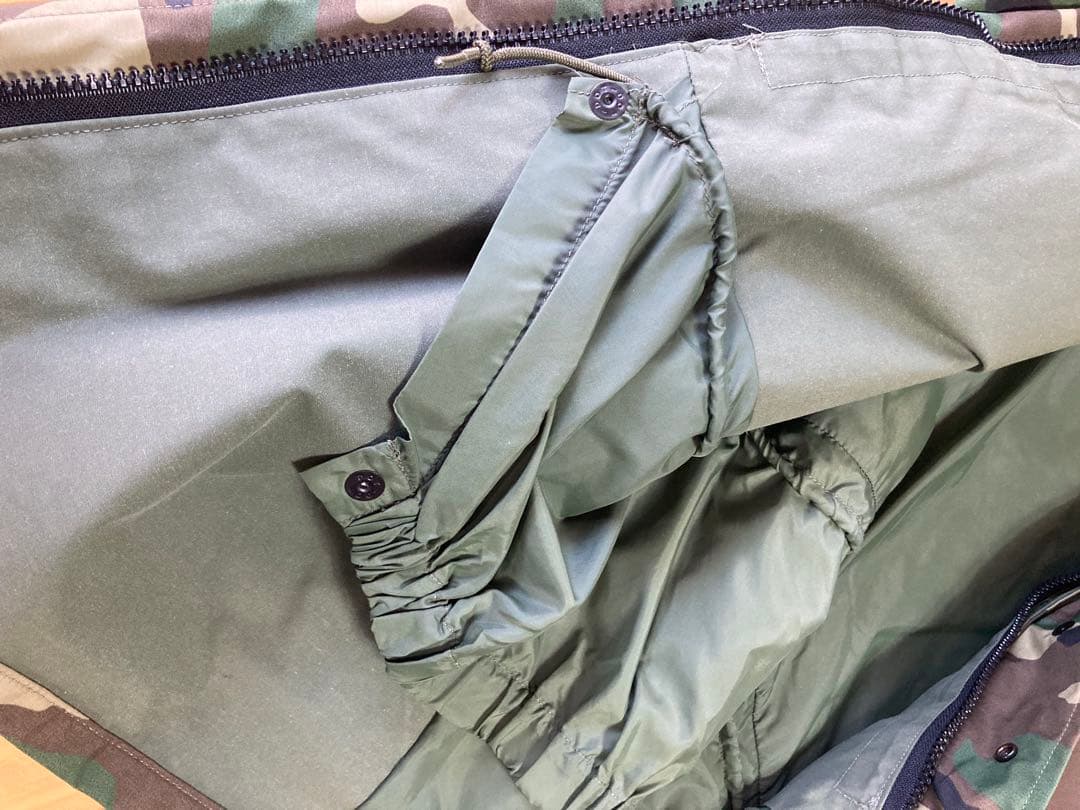 米軍実物 ECWCS GORE-TEX ゴアテックスパーカー デザートカモ