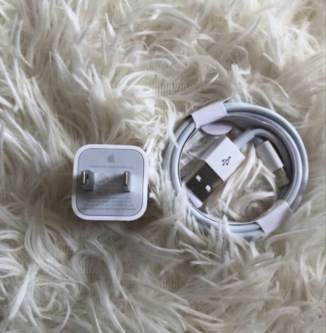 【完動品】iPad 第8世代 128GB SIMフリー 【すぐ発送】【付属品】