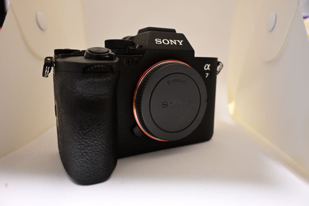サトさん専用Sony α7 Ⅳ ミラーレス一眼カメラ　美品