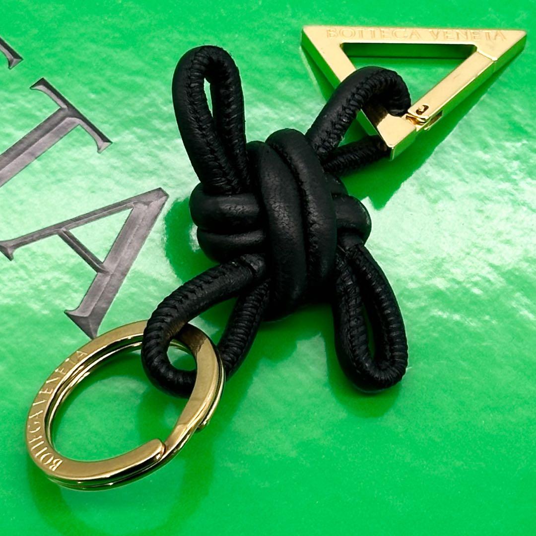 ボッテガ ヴェネタ トライアングル キーホルダー キーリング バッグチャーム