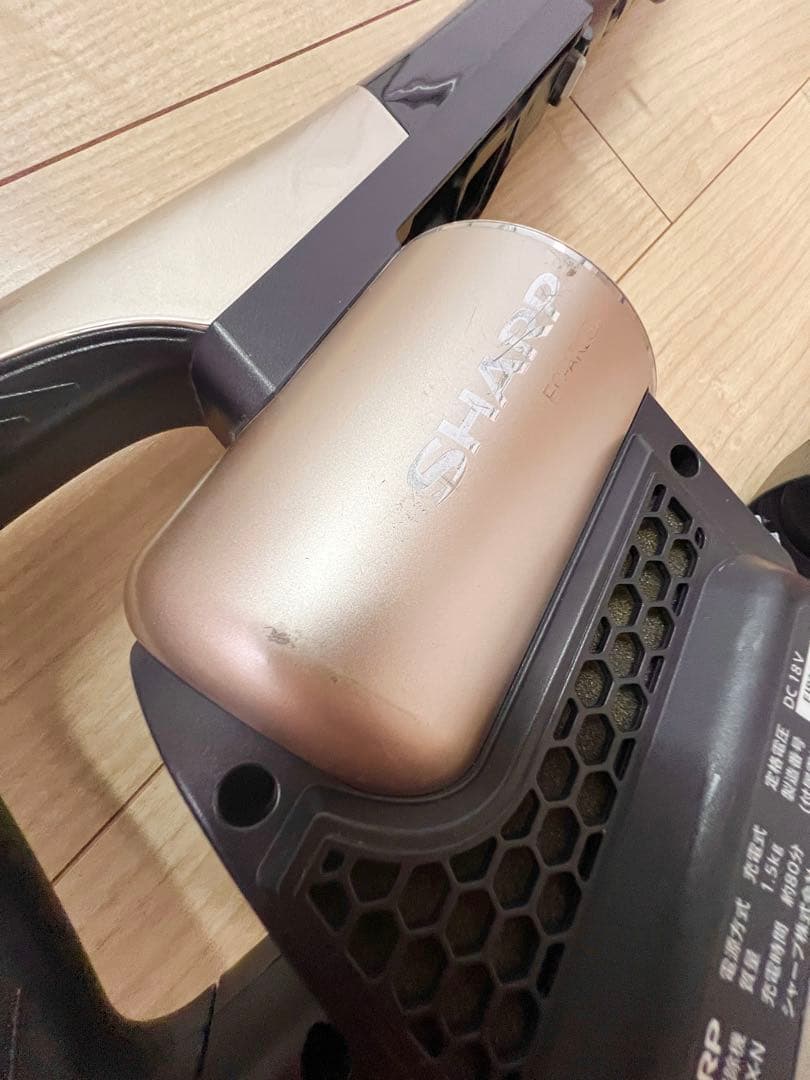 シャープ 掃除機 ラクティブエアー