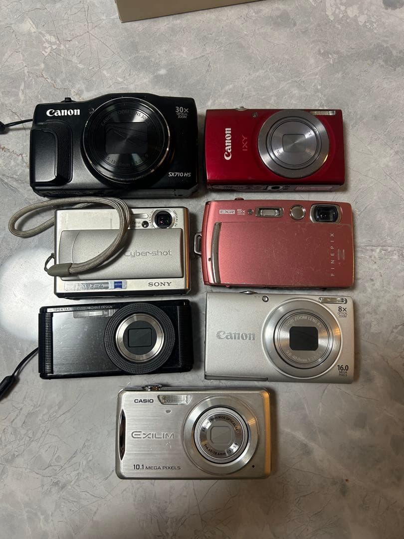 コンパクトデジカメ7台まとめ売り（ジャンク品）