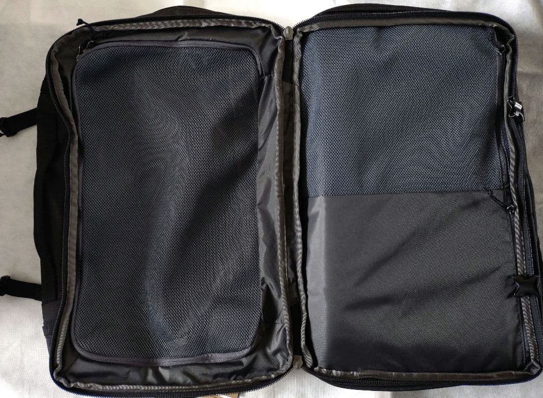 新品 未使用パタゴニア patagonia ブラックホールMLC 45L