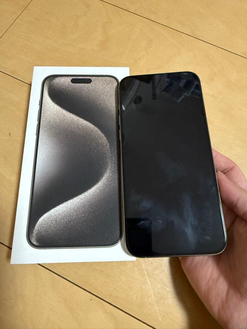 iPhone 15 Pro max ナチュラルチタニウム SIMフリー