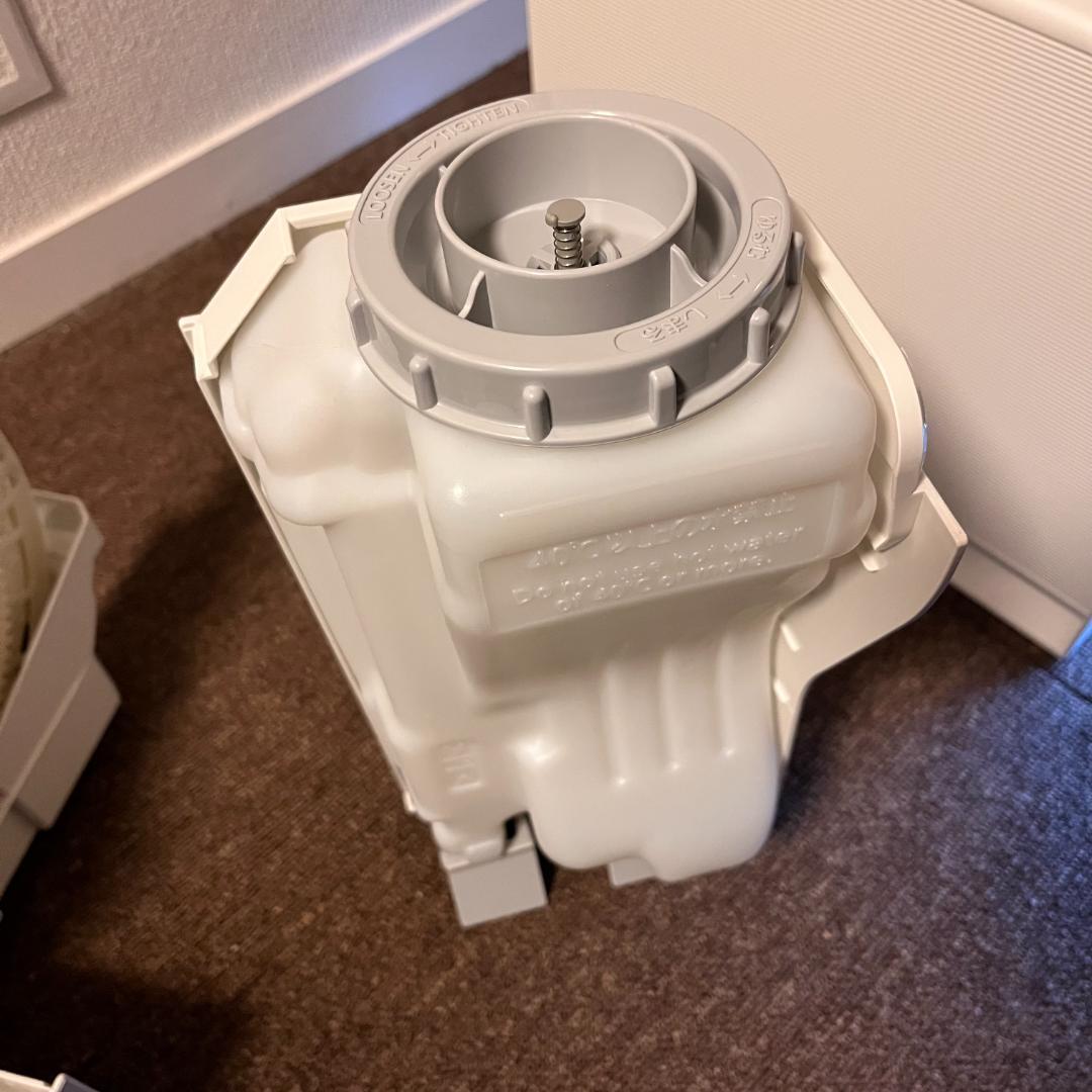 Panasonic 加湿空気清浄機 ナノイー F-VXW55-W 2024年製