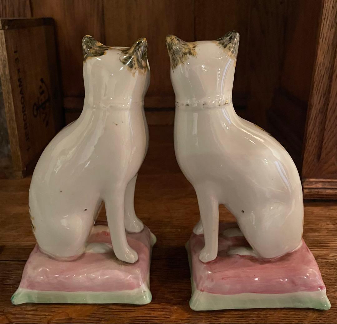 アンティーク雑貨 ANTIQUE STAFFORDSHIRE POTTERY SEATED CAT