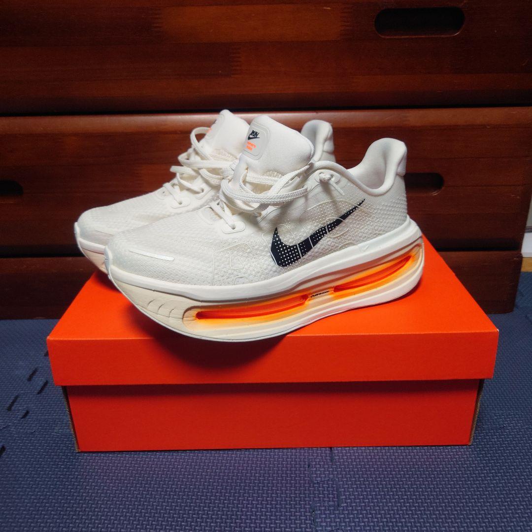 NIKE　ボメロプレミアム