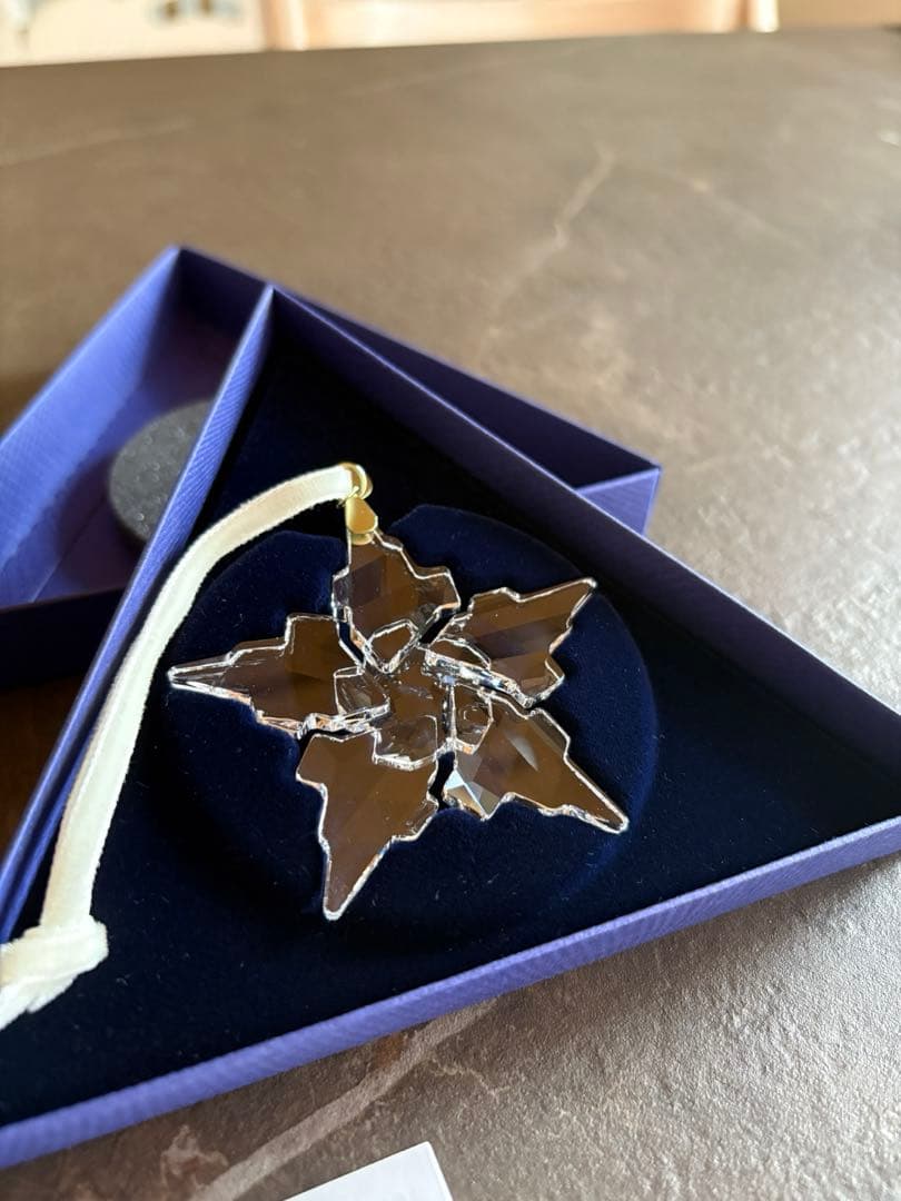 スワロフスキー クリスマスオーナメント 2021