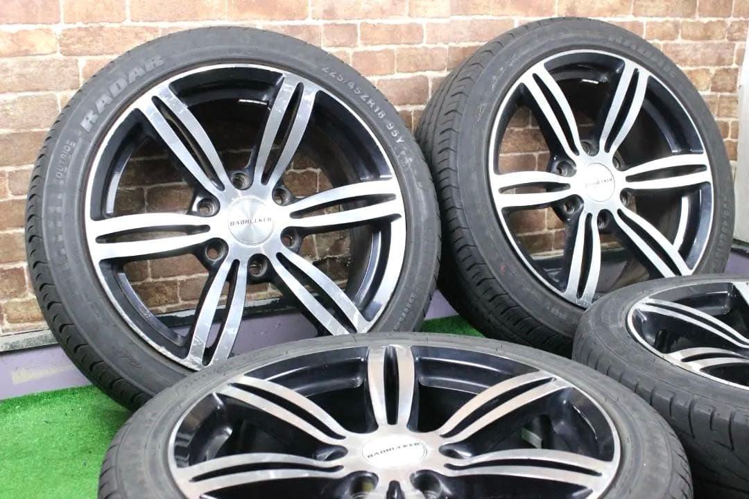 ハイエース・ＢＡＤＲＵＣＫＥＲ・１８インチ　№２５２