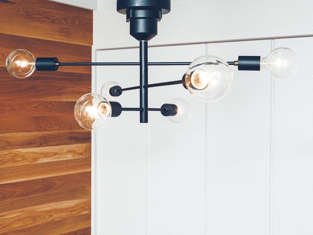 アストル　インターフォルム　シーリングライト ブラック