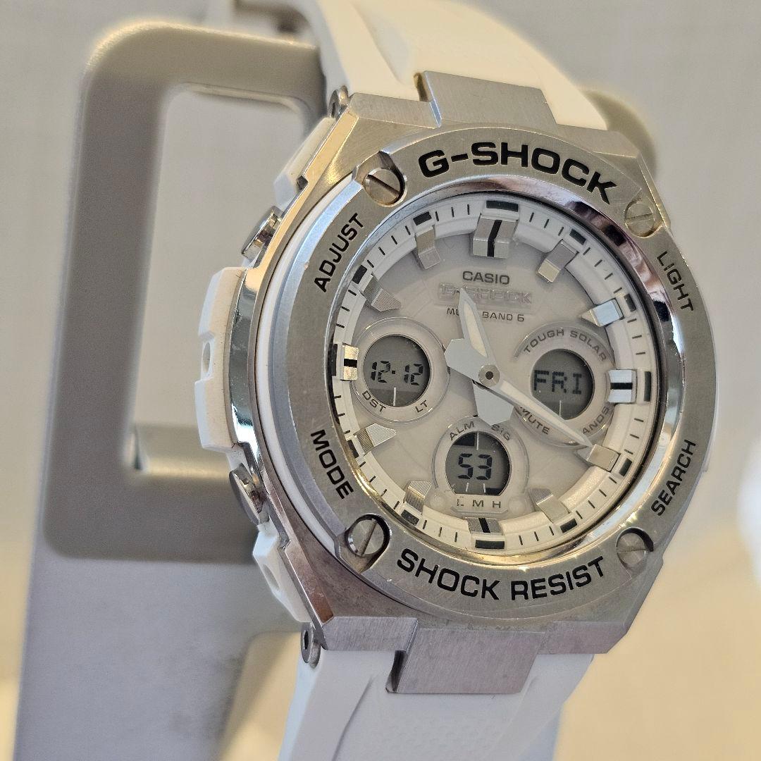 G-SHOCK GST-W310-7AJF ホワイト