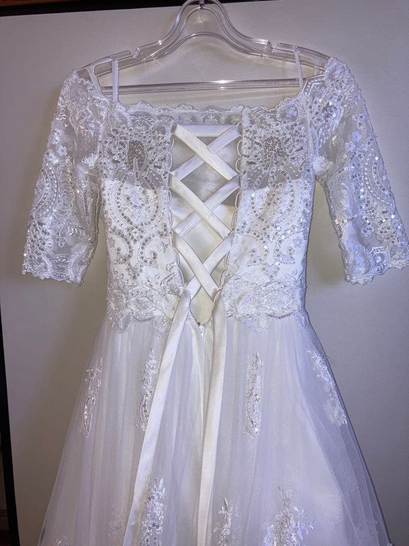 ウェディングドレス　パニエつき