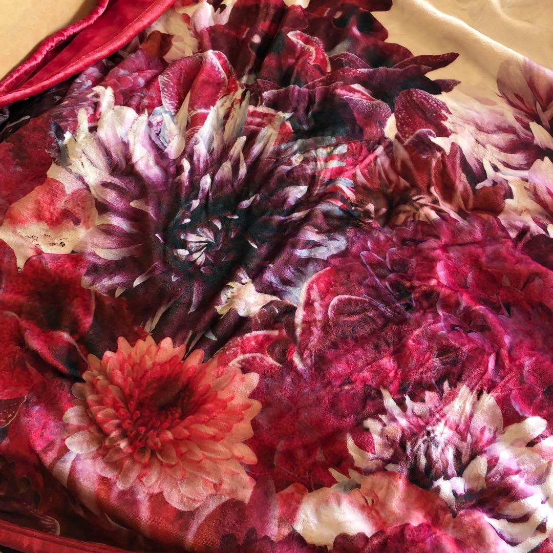 Rady 花柄ブランケット　毛布 箱付き