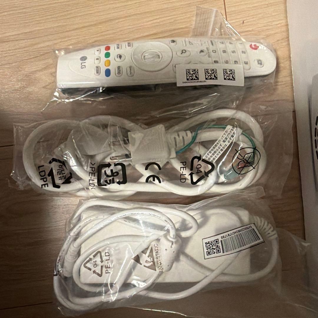 LG HF60LS LEDプロジェクター