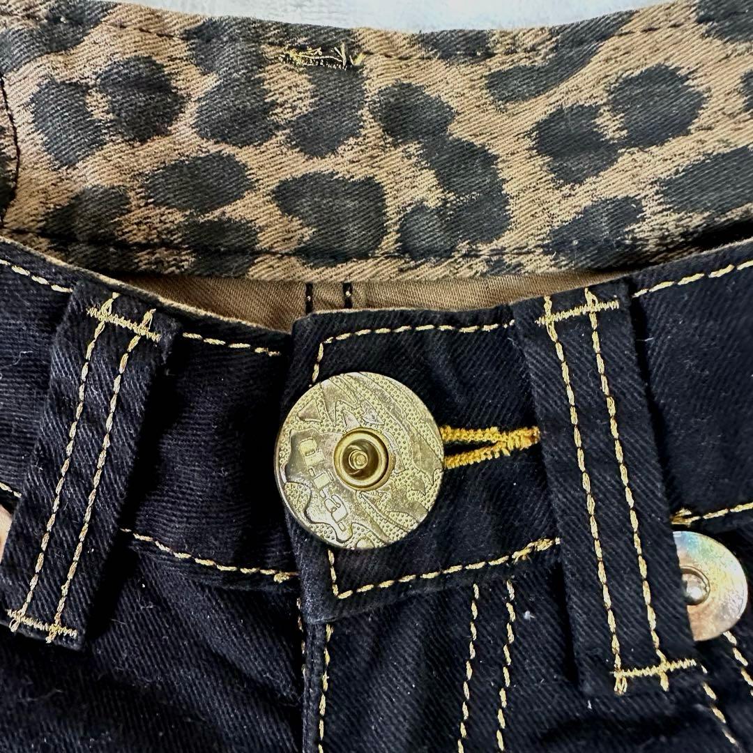 【もち】d.i.a.サイドヒョウ柄ベルトショーパン　ヒョウ柄パールベルト