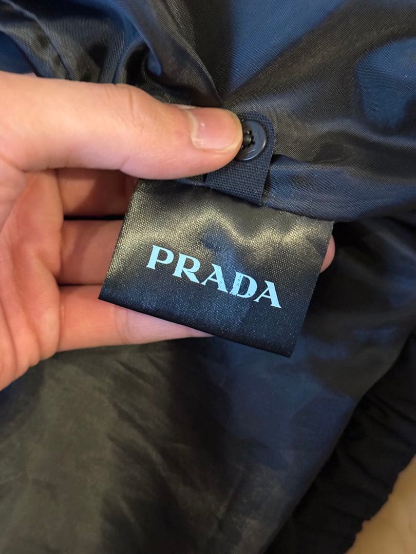 【早い者勝ち】PRADA プラダ ダウンジャケット ブラック 美品 ミラノモデル