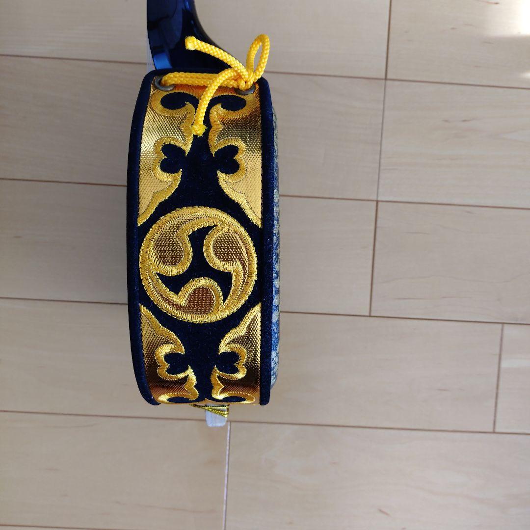 三線本体 黒・金・蛇柄 専用ケース付き　教則本